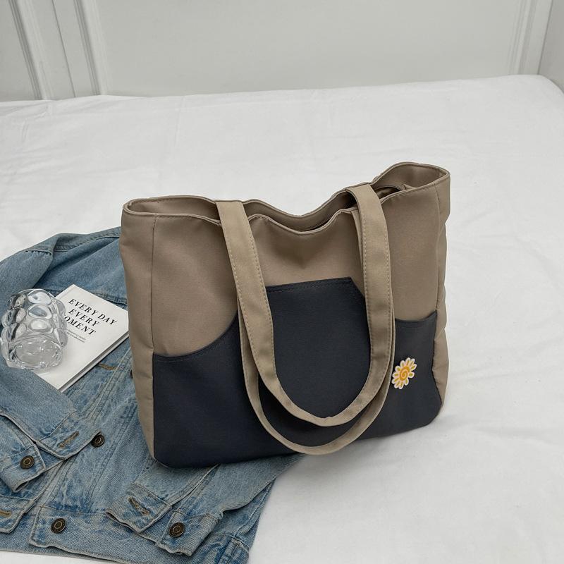 Korean Version of the New Contrasting Color Canvas Bag Large-capacity Casual Tote Bag Versatile and Lightweight College Student Class Shoulder Bag