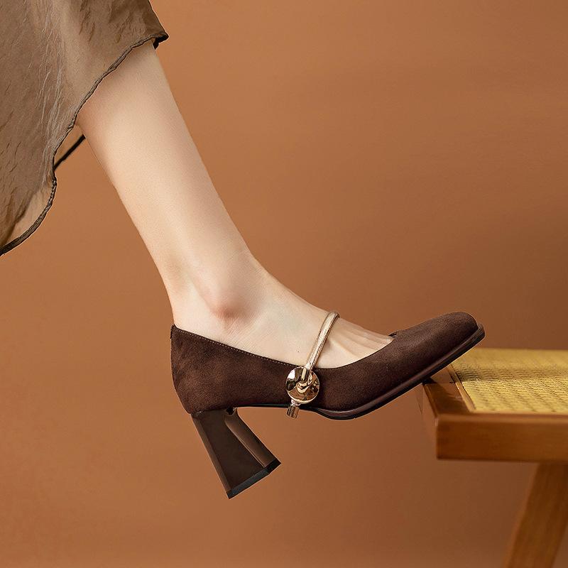 

Square head thick heel single shoes French Mary Jane light mouth square head thick heel high heel one word buckle belt retro 2025 spring women s shoes 40 коричневий