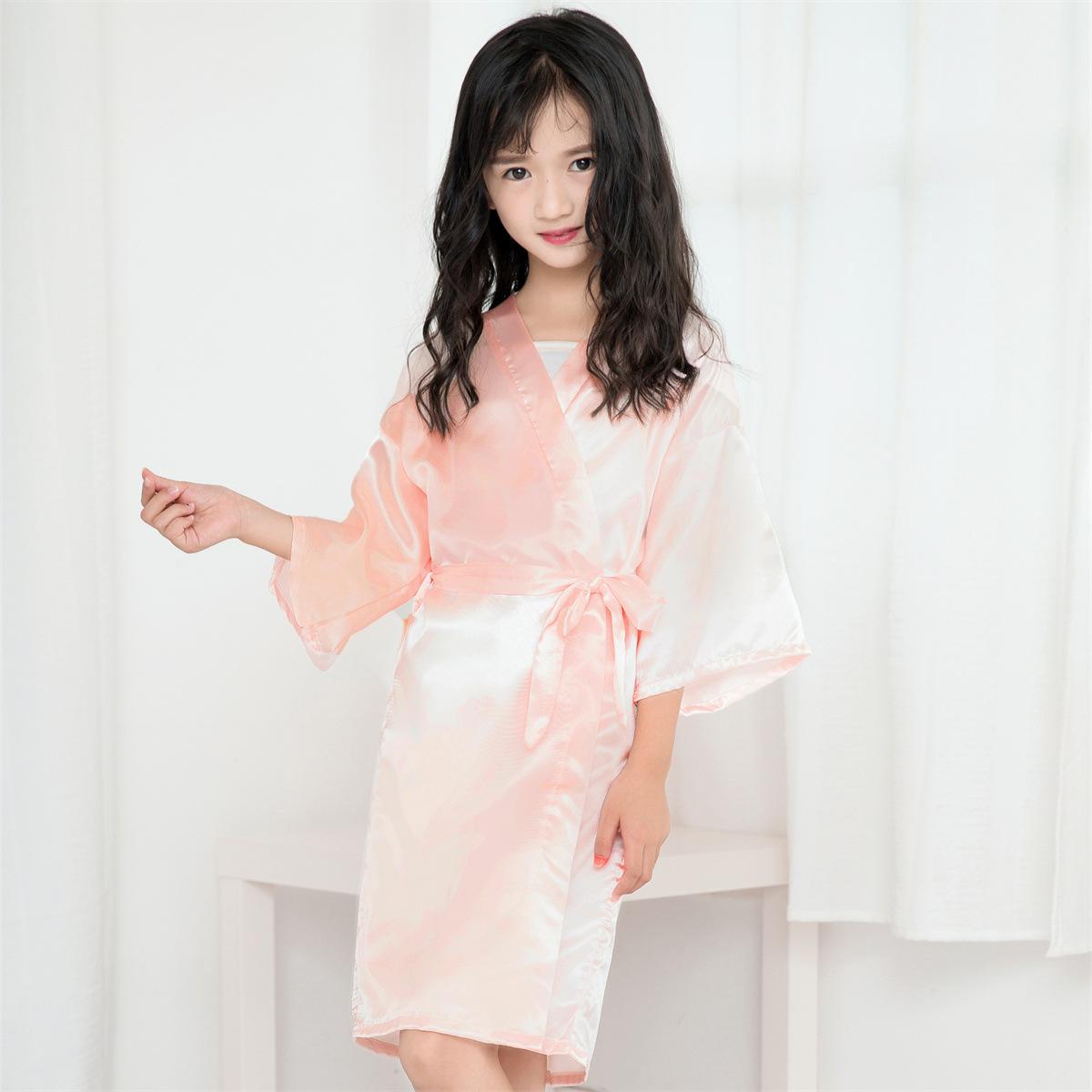 

Халат удобный и элегантный темперамент классические модели однотонный детский праздничный летний однотонный тонкий искусственный шелк атласный тонкий кардиган халат 14 темно-синий