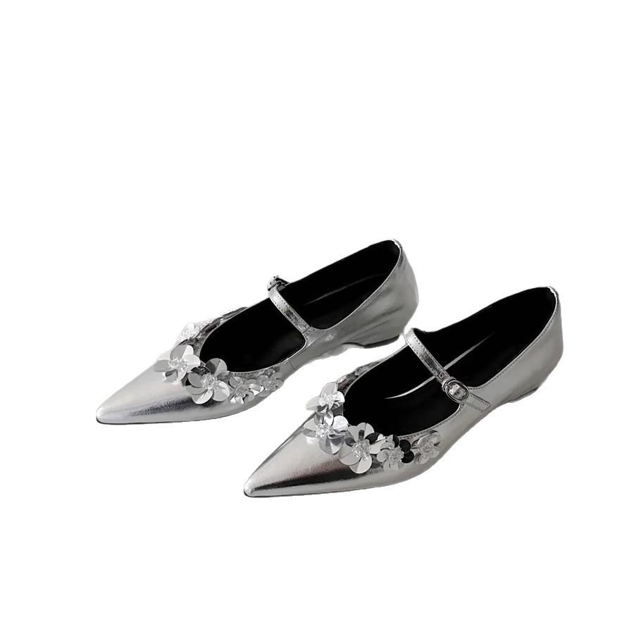 Pointed silver sequined flower Mary Jane women's shoes one-word buckle with shallow mouth French inner height increase single shoes 2025 new