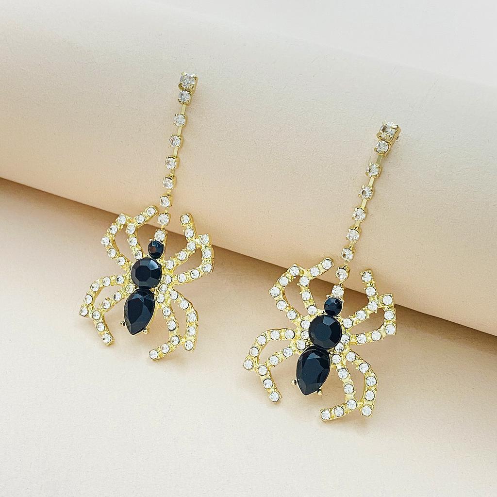 European and American Black Spider Fashionable Earrings for Women, Hot Girl Earrings