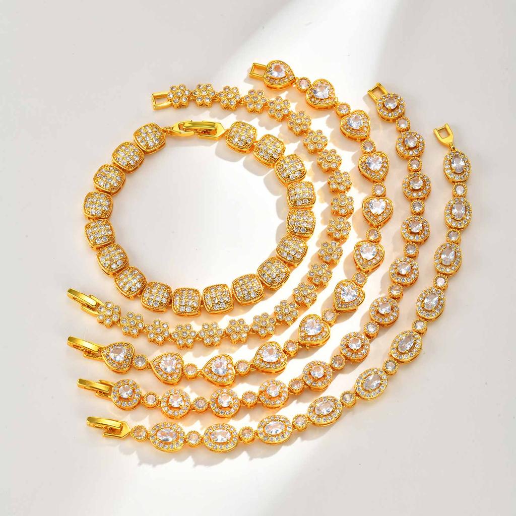 Glänzendes Metallarmband mit Zirkonia, 14K Goldplattiertes klobiges Gliederarmband zum Stapeln, Modischer Elegantes Schmuckstück für Frauen Mädchen Geschenk