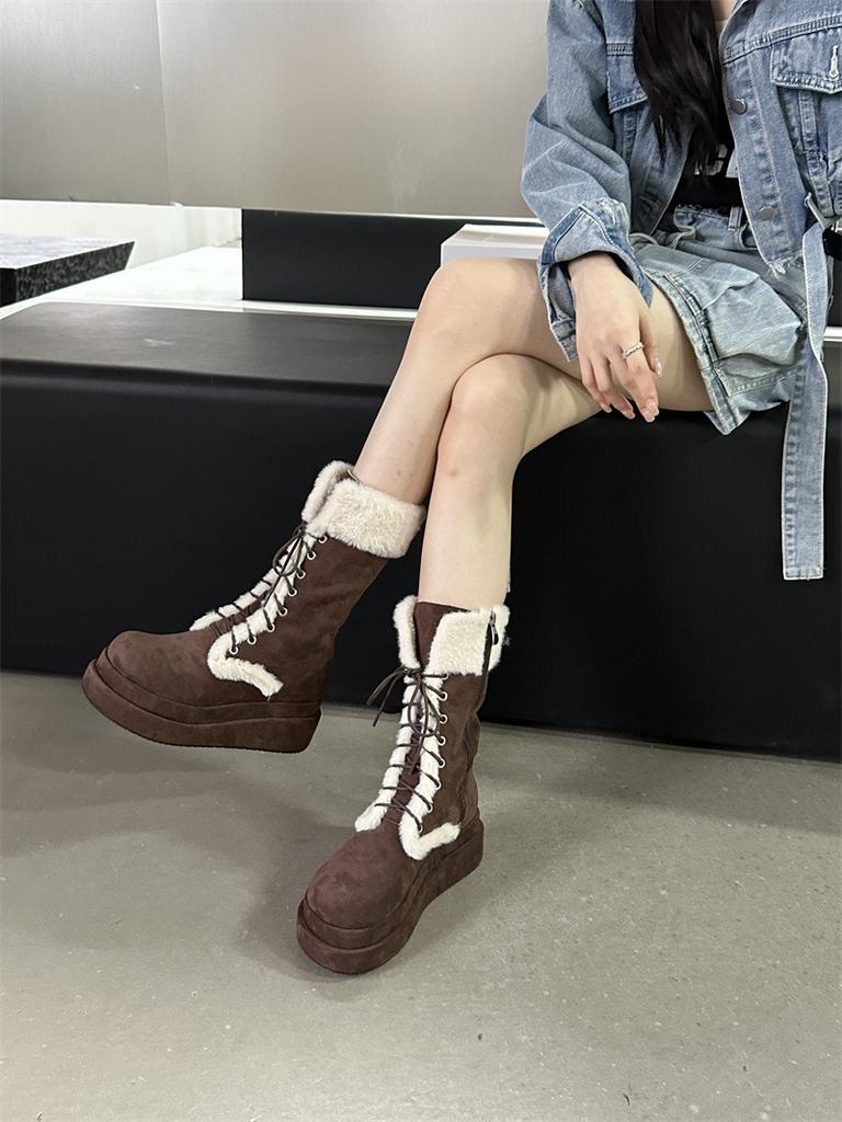 Fashion Thick-soled Snow Boots Women's Medium Boots Autumn and Winter Piled Thickened Thermal Shoes Martin Boots Fluffy Shoes Cotton