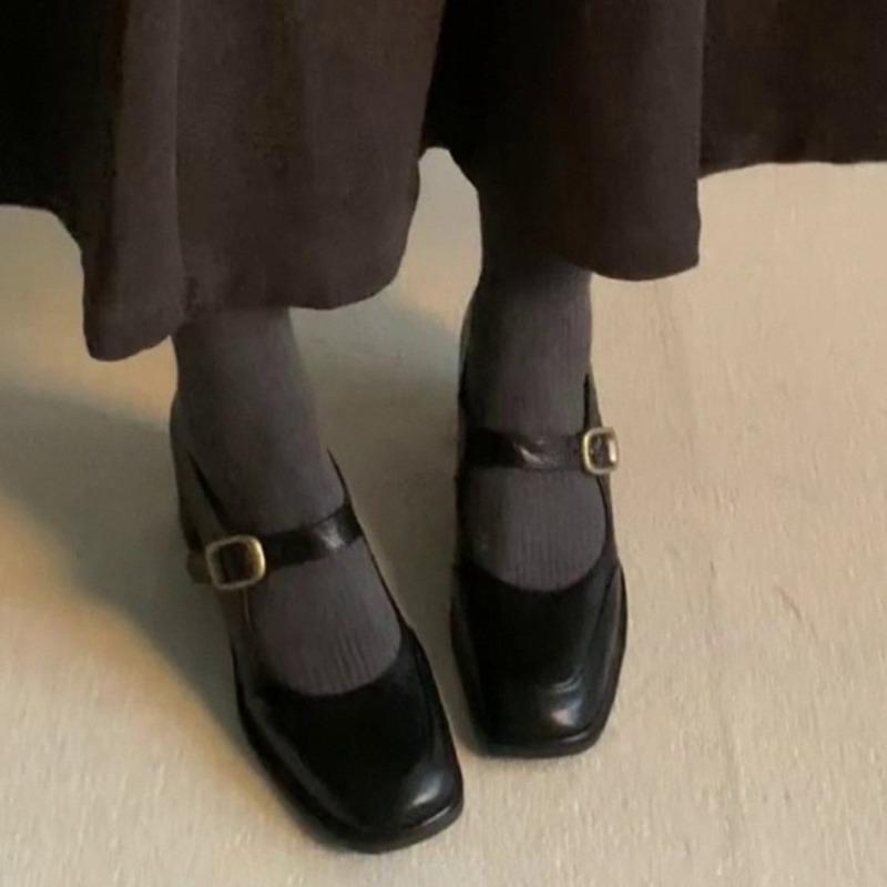 Soft Leather Retro Single Shoes for Women with Thick Heels, Not Tiring On The Feet, Square Toe Shoes
