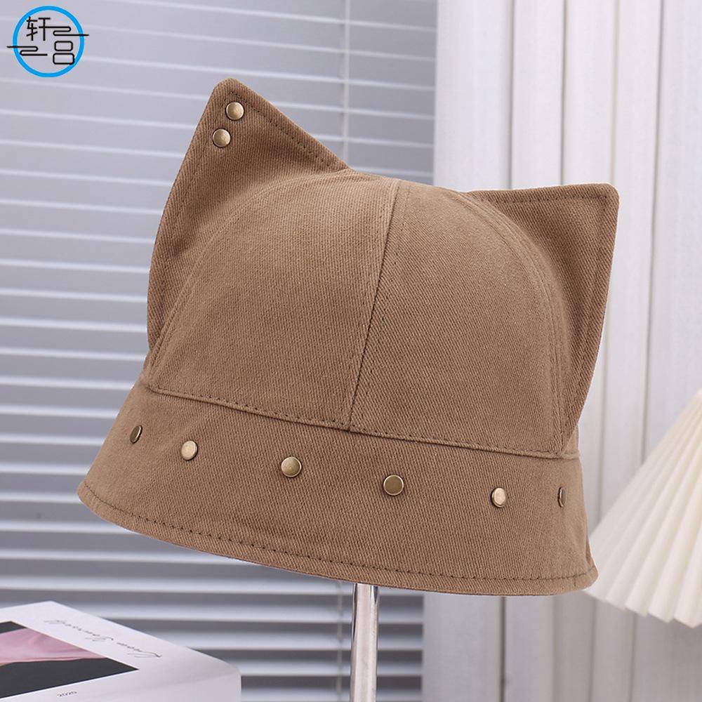 New fashion rivets decorated with a new sweet and cool wind small brim basin hat outdoor vacation street shot temperament bucket hat