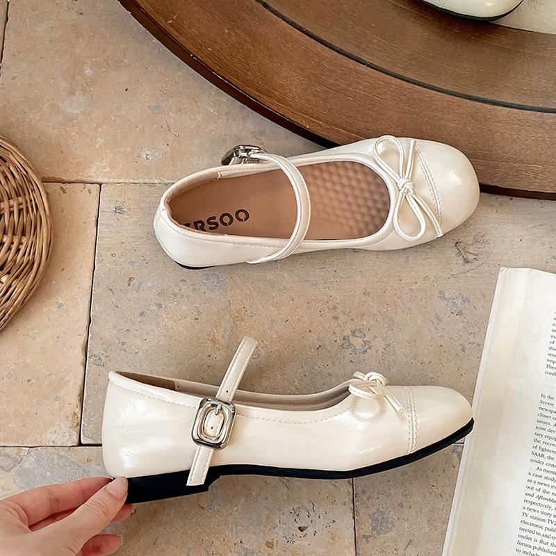 Silver French ballet style light mouth low heel single shoes women's 2025 new summer skirt JK versatile Mary Jane shoes