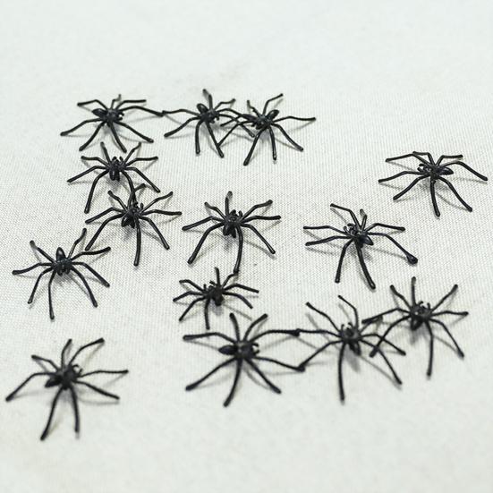 30Pcs Fake Spider Toys Realistic Appearance Small Size Prank Scary Black Spiders Halloween Decoration Photography Prop