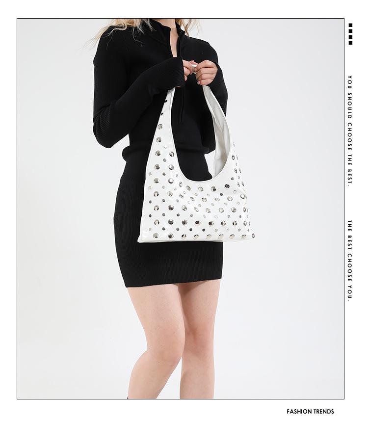 2025 Gothic Rivet Women's Cross-Body Commuter Bag - Large Capacity Bucket Style