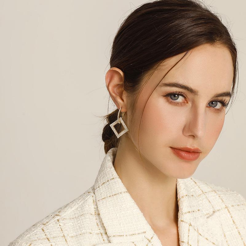 Silver Needle High-End Geometric Diamond Hoop Earrings for Women