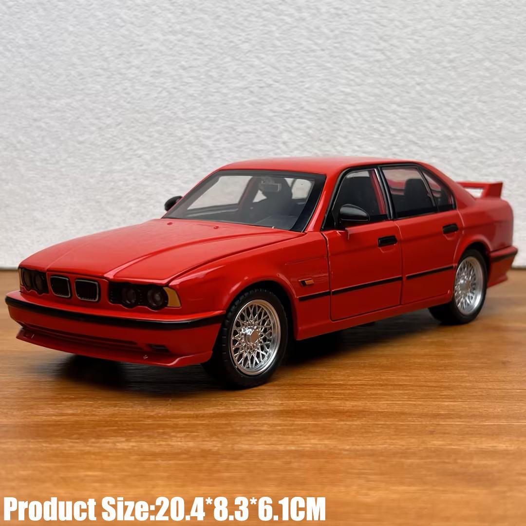 1:24 Sakausējuma Metāla Lējuma Modelis Saderīgs