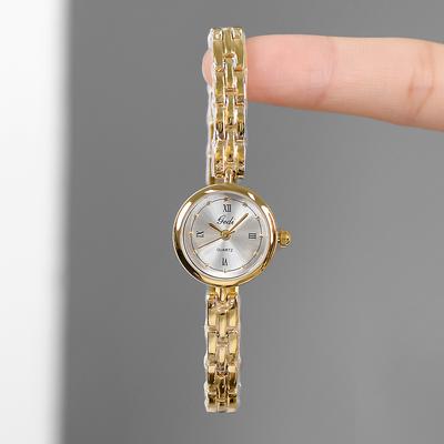 Small And Exquisite Medieval Student Bracelet Watch, Niche High-Value Waterproof Alloy Quartz Watch