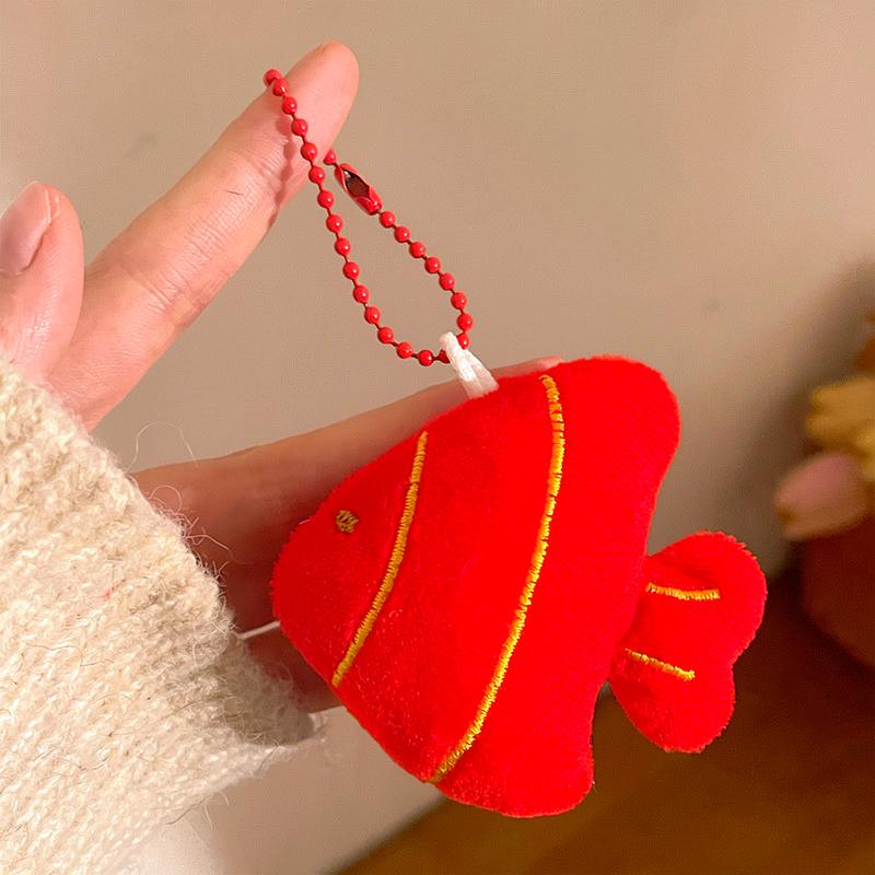 

Plush Fish Keychain Adorable Fish Bag Charm Stuffed Animal Pendant Plush Kawaii Fish Decoration For Diy Decoration Keys Bags червоний