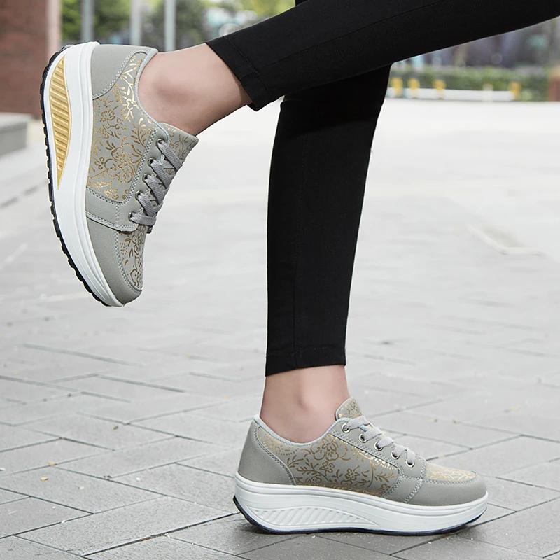 Andningsbara och Halkfria Lätta Damsportskor Svarta Tjocksulade Promenadskor Vår och Sommar Löpning och Fitness