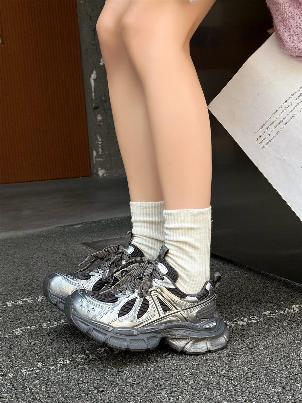 

European leather dad shoes women s 2025 autumn new Mijia retro versatile thick-soled heightening casual shoes sports shoes 35