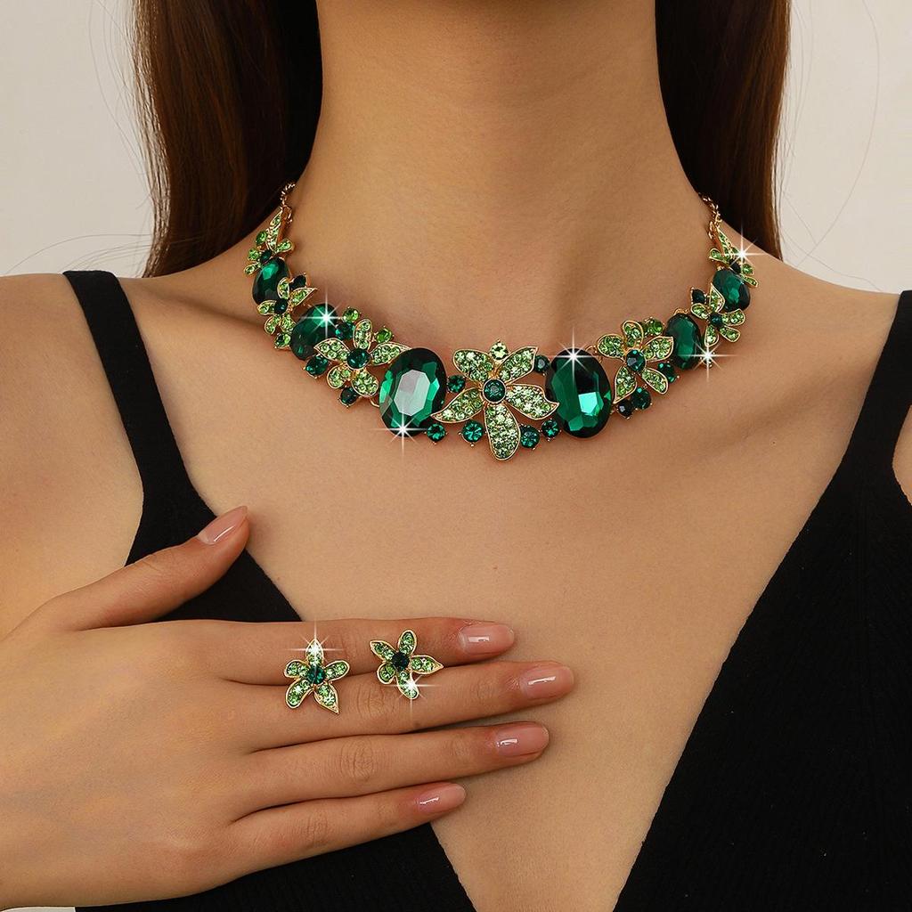 Elegant Rhinestone Water Drop Necklace Set - High-End European & American Court Style Jewelry for Women