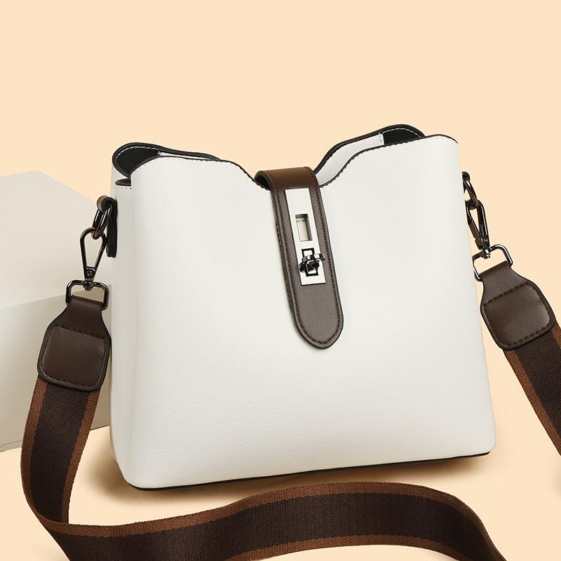 New fashion trend single shoulder crossbody women's middle-aged bag large capacity casual hand carrying bucket bag