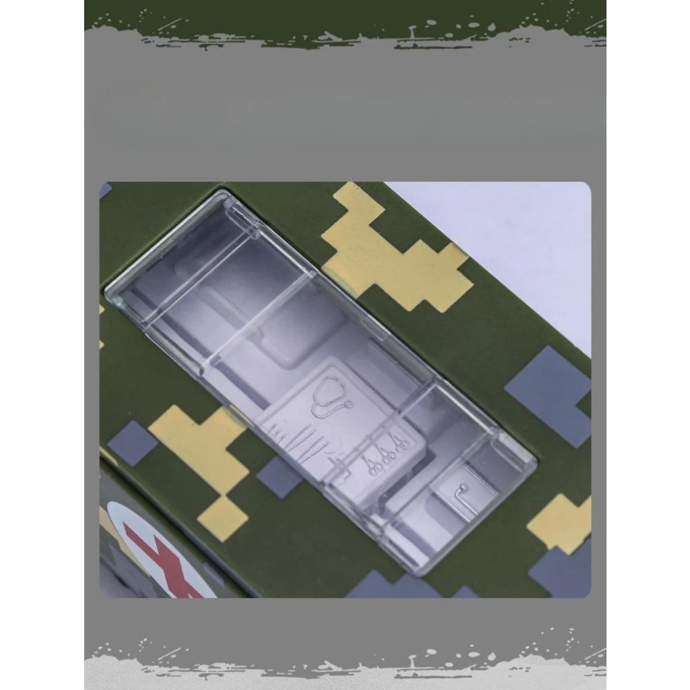 1/32 Injection Molding Military Multifunctional Vehicle Medical Sound and Light Mainan Pullback Car Boy Gift