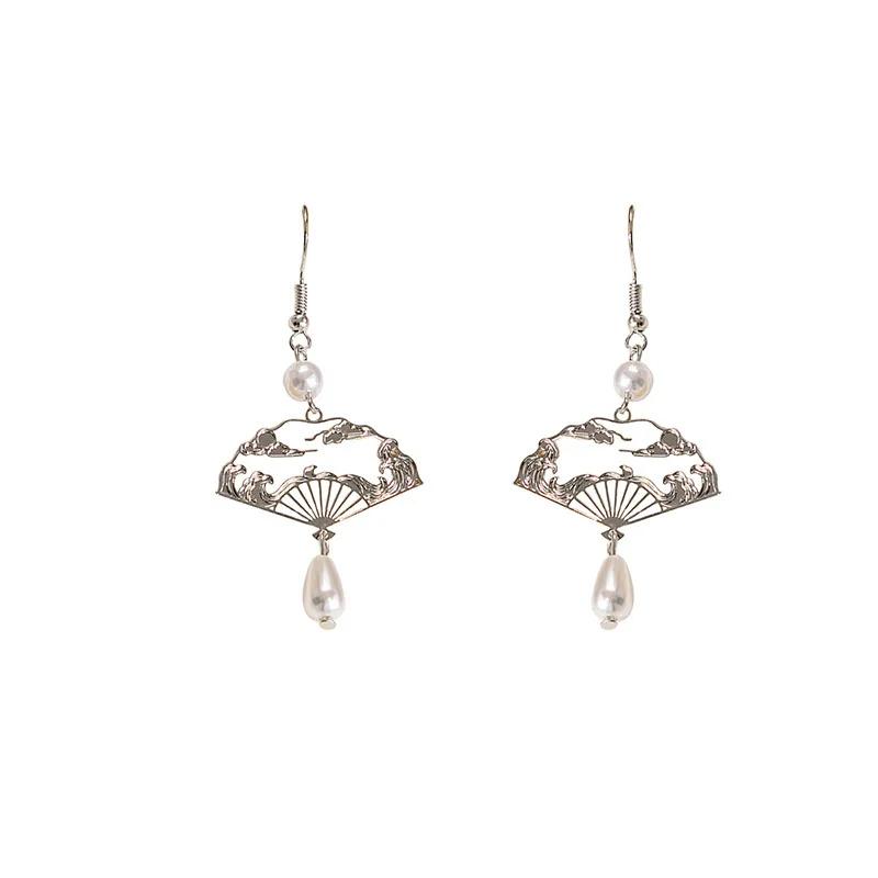 

1PAIR New Chinese Retro National Fan-shaped Tassel Earrings Female National Style Hollow Cloud Fan Hanging Dangle Earrings Jewelry
