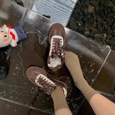 Chaussures d'entraînement allemandes à plateforme rétro en cuir de vache pour femmes, nouvelles, à nœuds et lacets, assorties en couleurs, chaussures de sport décontractées rehaussantes, chaussures Forrest Gump, chaussures de skate