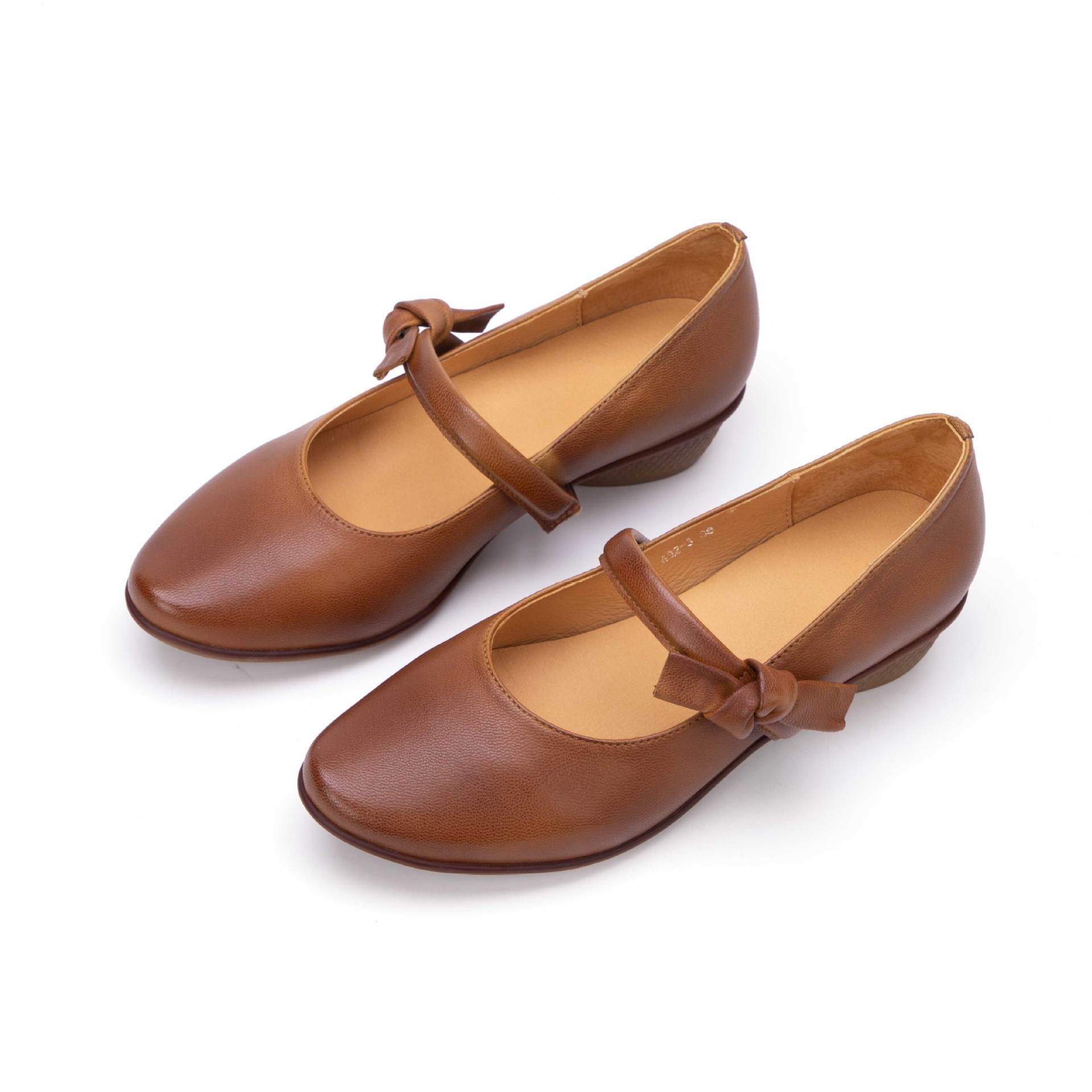 

Johnature Женские туфли-лодочки из натуральной кожи, ретро, из овчины, на мягкой подошве, удобные, на среднем каблуке 40 коричневый