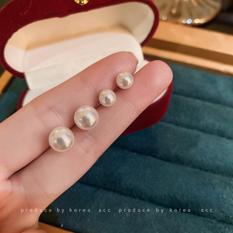 Simple and versatile retro pearl earrings Korean niche design sense small stud earrings sweet earrings women