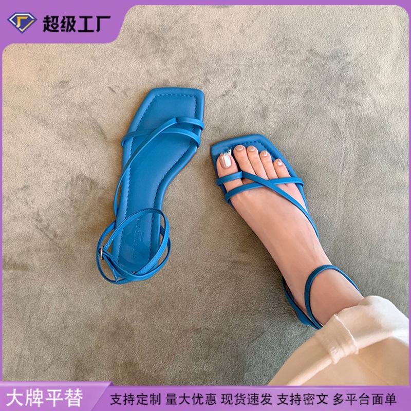 Yuanlitong Women's Shoes Holiday Style~ Korean Blogger Style Square Head Cross Strap Cover Toe Flat Bottom Sandals Women's Summer