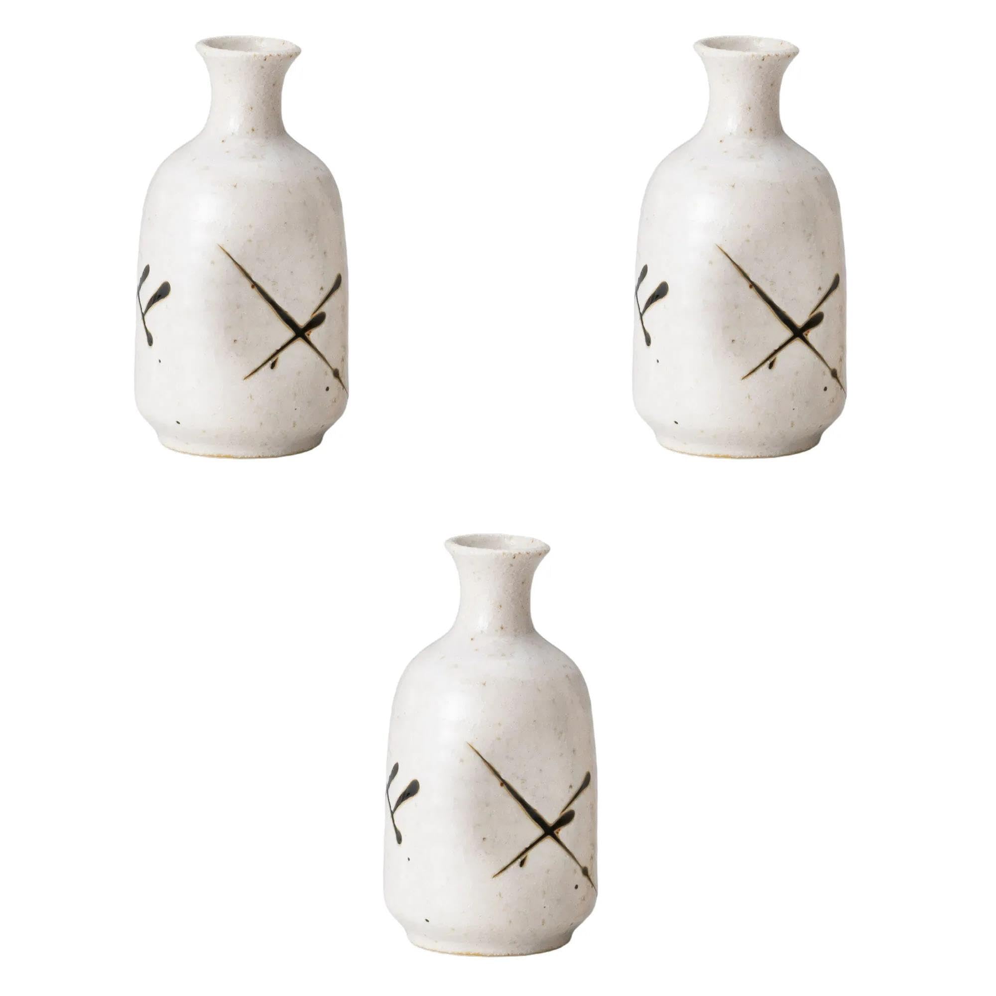 

Set of 3 large sake bottles x cm Sake bottles Setomonohonpo splash-colored [7.2 14.5 (370 cc)]