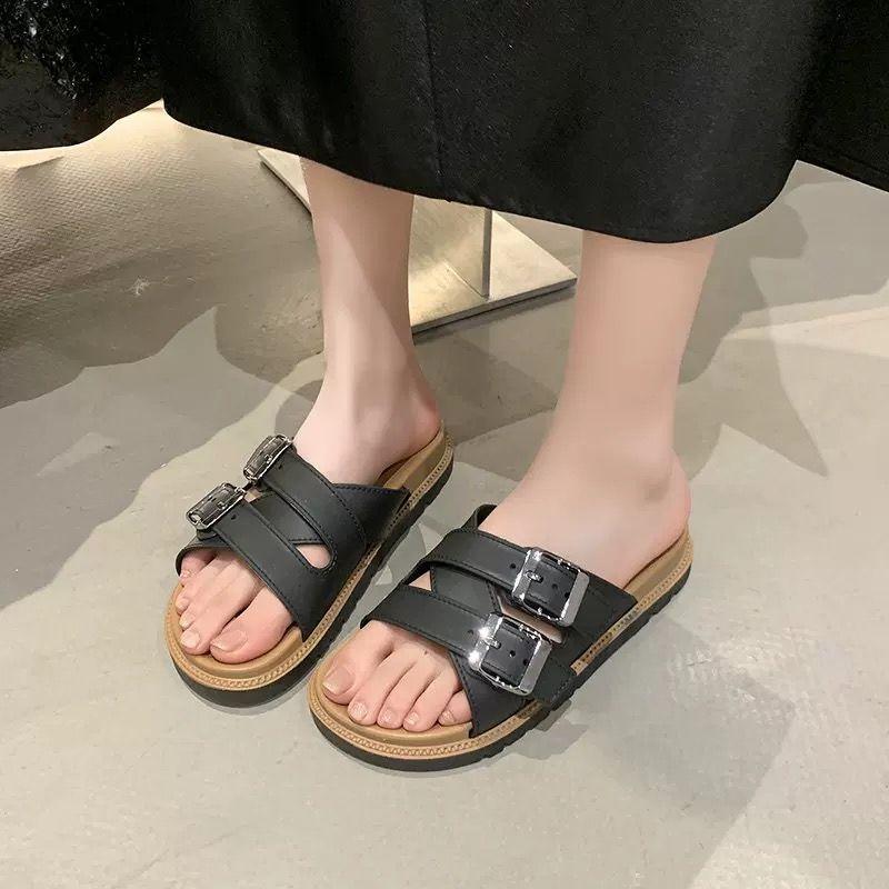 Thick-bottomed seaside beach slippers for women to wear 2025 summer new fashion Korean version casual versatile one-word cool slippers