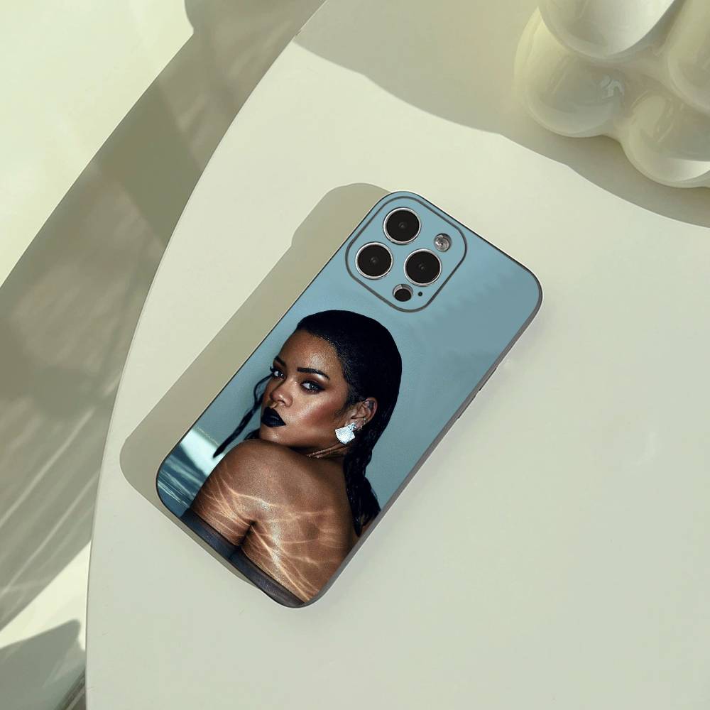 R-Rihanna-pop diva Phone Case For iPhone 17,16,15,14,13,12,11 Pro Max,16/15/14Plus,XS Soft Black Cover