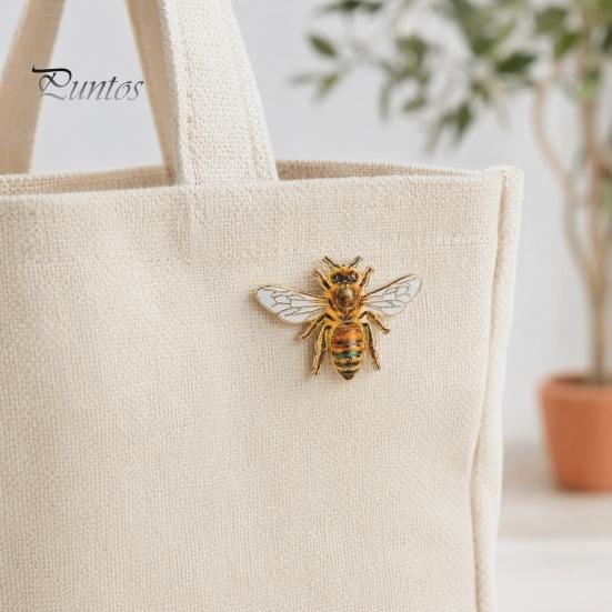 Bee Body Texture Brooch Realistic Brooch, Metal Honey Enamel, Fashion Animal Pin Jewelry for Suits Coats Bags Accessories, Great Mother Wife