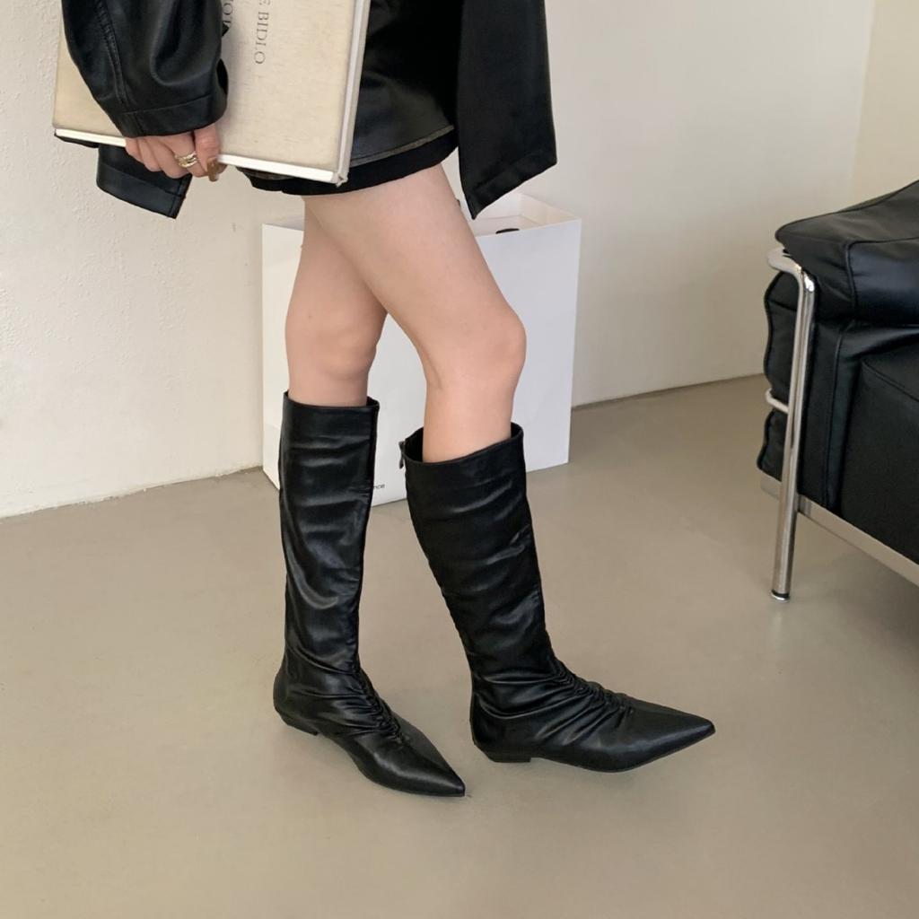 2025 New Korean Version of Pointed Pleated Suede Thick Heel Tall Tube Thin Soft Leather But Knee Riding Boots