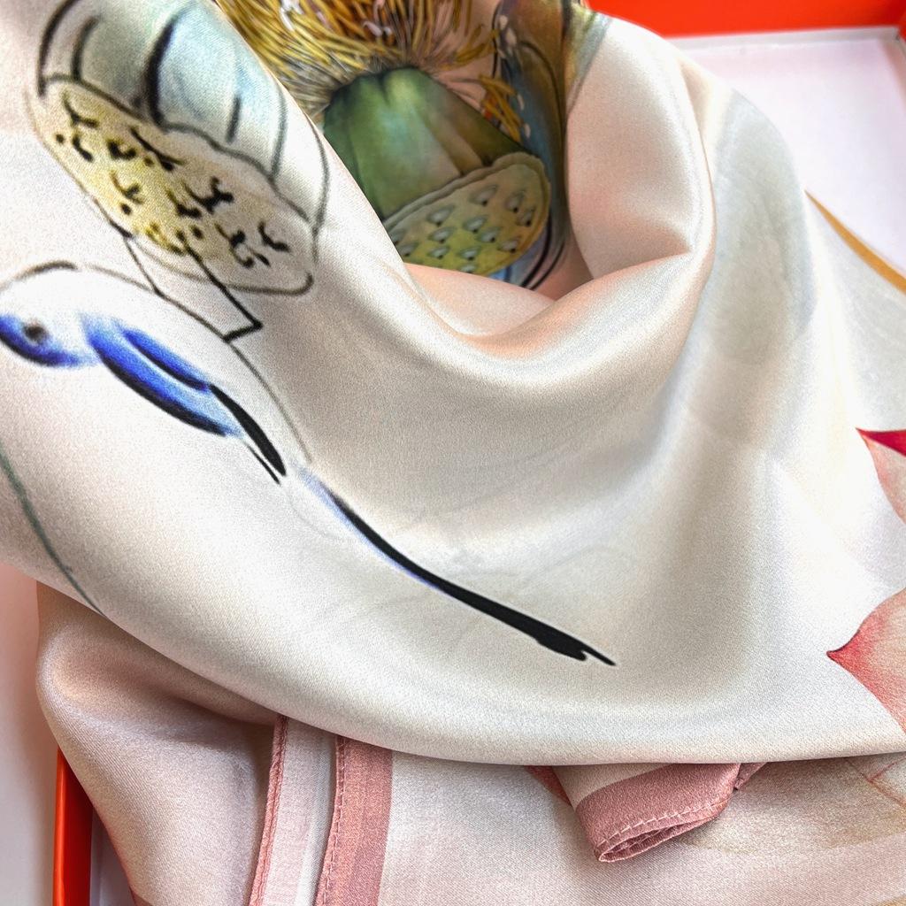 Silk Scarf, National Style Poetic Lotus 100% Mulberry Silk Silk Scarf, Spring And Autumn Versatile Scarf 90 Square Scarf
