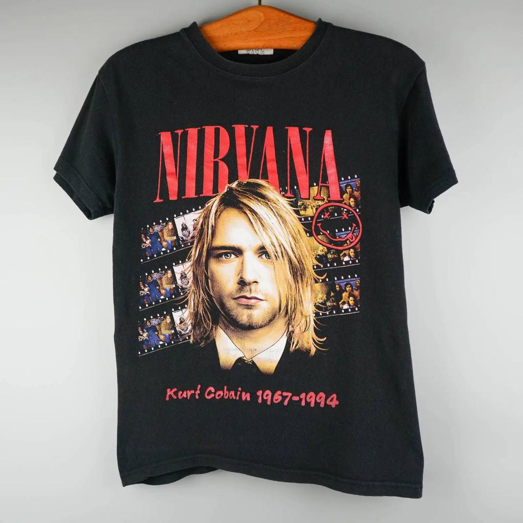 26 Vintage Vintage 1990s Nirvana Kurt Cobain T-Shirt S-5XL HH0173 Unisex T-Shirt
