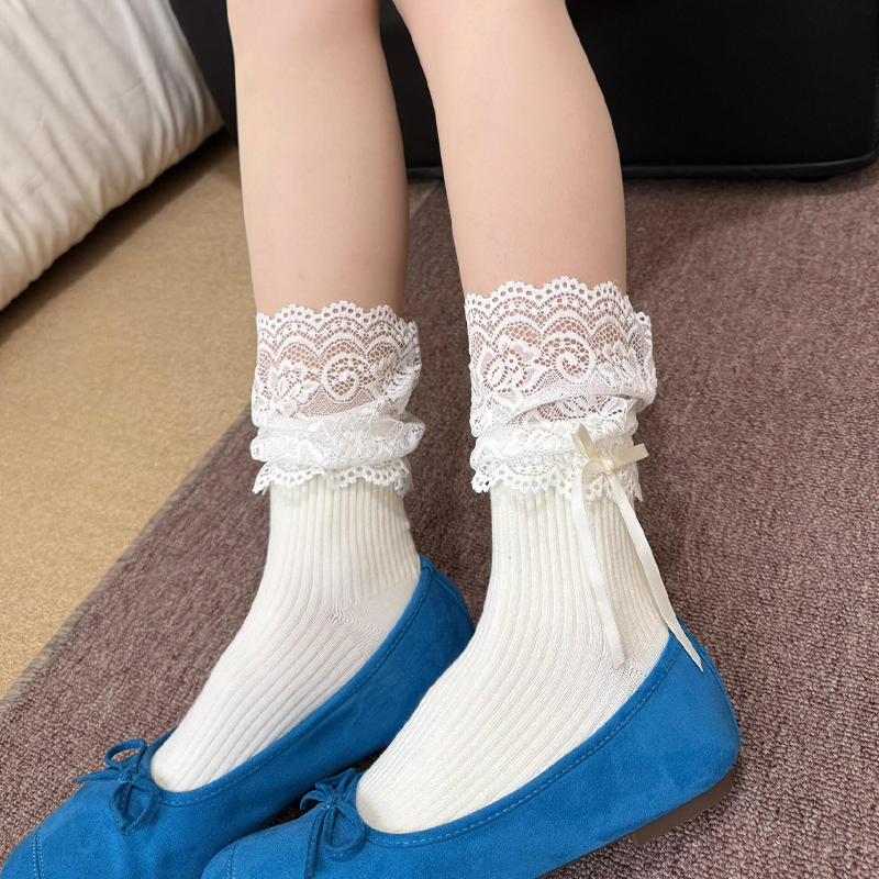Korean And Japanese Style Lace Gentle And Sweet Stacked Socks For Women