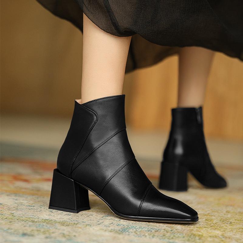 New Autumn and Winter Leather Shoes Women's Thick Heel Middle Heel Leather Black Short Boots Spring and Autumn Women's Shoes Soft Leather Martin Boots