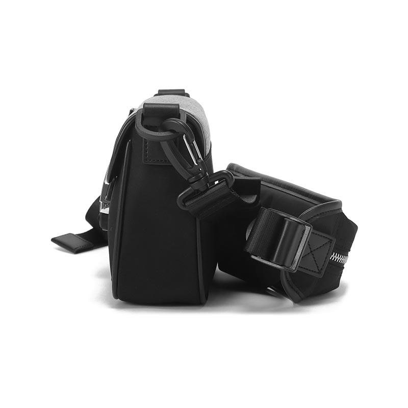 Nouveau Sac Bandoulière ARMANI EXCHANGEAE en PU, Sac Épaule Homme Noir XM000580-AF12135-UC001