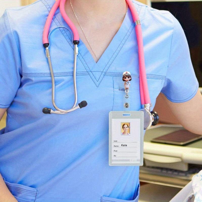 Retractable nurse badge clip, ideal for nursing students, nurses, and medical staff. A perfect gift.