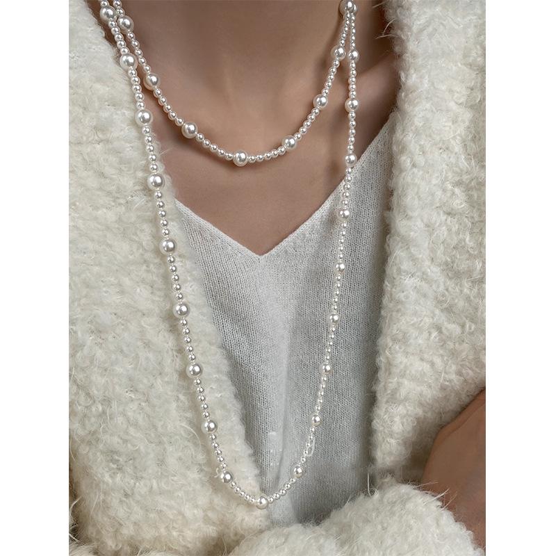 Vintage French Pearl Sweater Necklace: Elegant, Extra-Long Design for Versatile Fashion