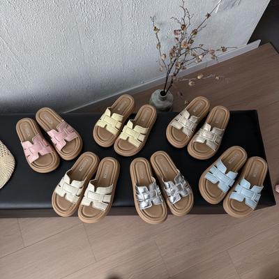 Thick-heeled Slippers Women's 2025 Summer New Fashion Square Head High-heeled European and American Casual Fashion Cool Slippers Women's Shoes