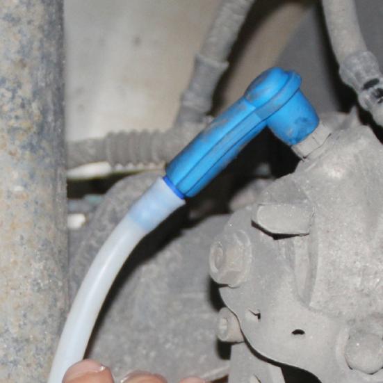 2Pcs Brake Bleeder Socket Portable Professional Blue Brake Bleeder Kit