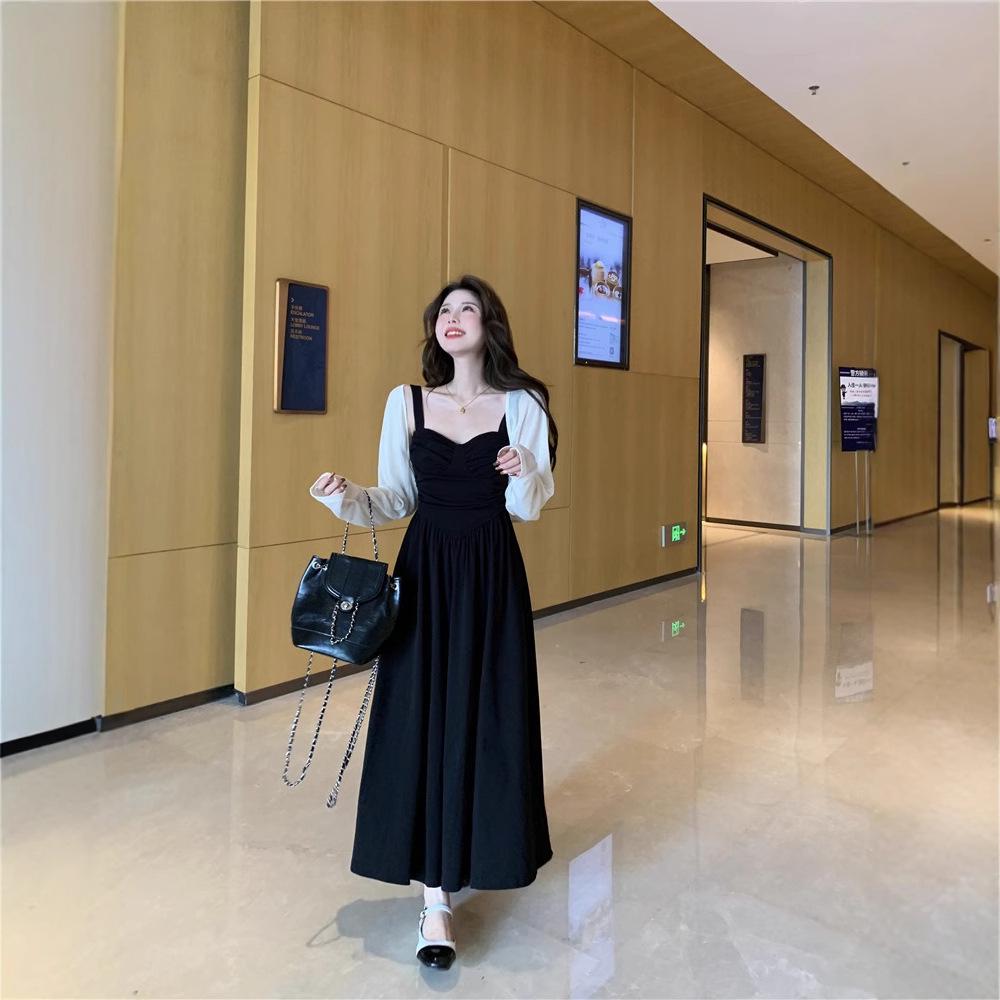 French Hepburn-Style Plus Size Black Spaghetti Strap Dress with Shawl