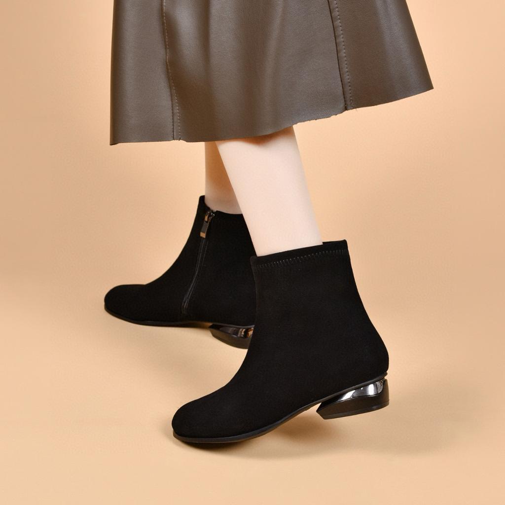 Round Head Short Boots Women's Autumn and Winter Flat Bottom Simple Temperament Black Leather Boots Thin Boots Straight Boots Cotton Boots