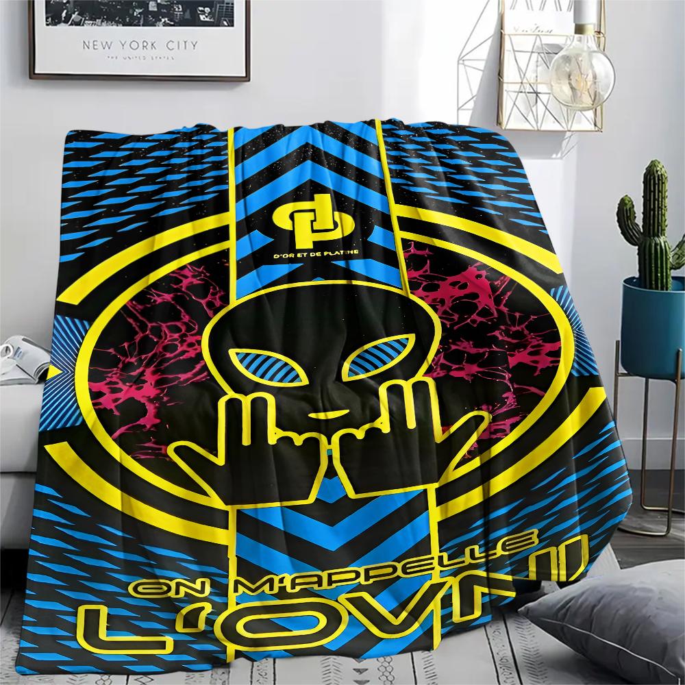 1PC JuL C'est Pas Des Lol Print Flannel Blanket, High Quality All Seasons, Home Decor, Warmth and Comfort, Perfect for Christmas Gifts