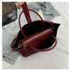 Ladies' Fashionable Vegetable Basket Tote Bag, Large Capacity Commuting Bag, Ladies' High-end Sense, Niche Hand-held Crossbody Bag