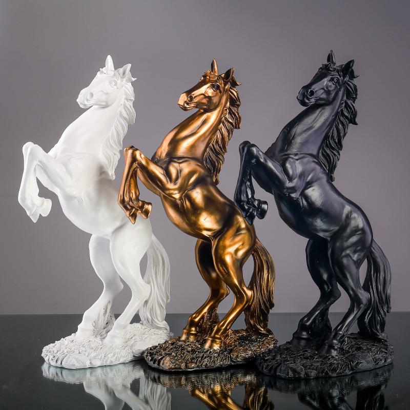 Nordic Horse Resin Statue Sculptures Figure Abstract Ornaments For Figurines Interior Sculpture Room Home Decoration Crafts