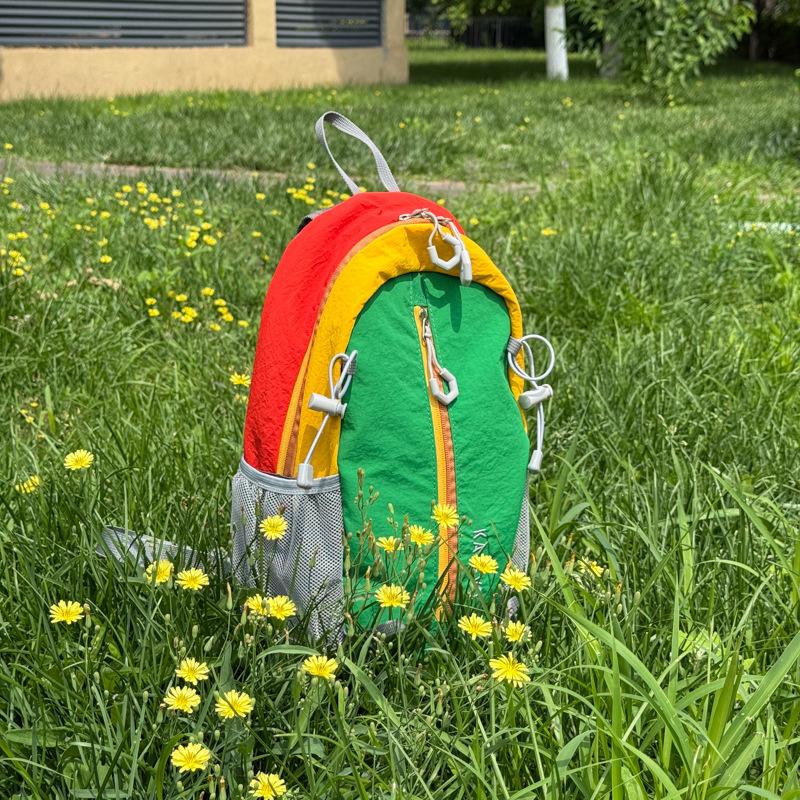 Schoolbag new outdoor color contrast sports mountaineering bag high value travel backpack large capacity fashion simple color contrast backpack