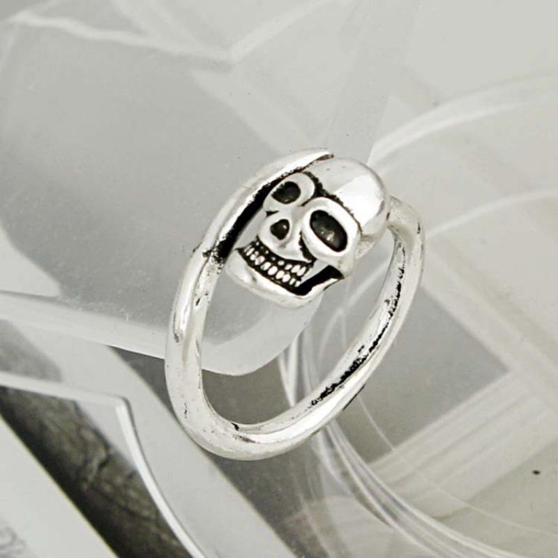 Retro Men's Punk Skull Creative Exaggerated Women's Hand Jewelry Open Ring