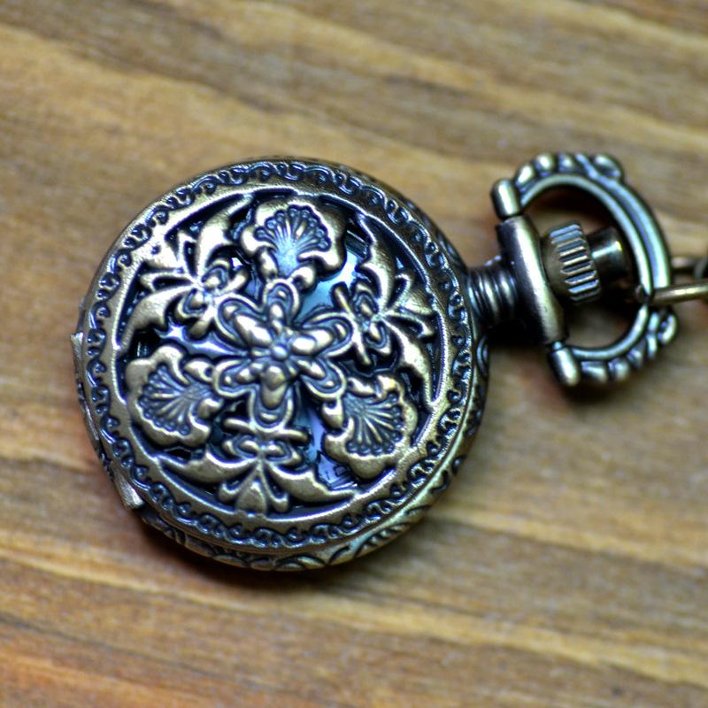 Retro Pocket Watch Men's and Women's Necklace Watch