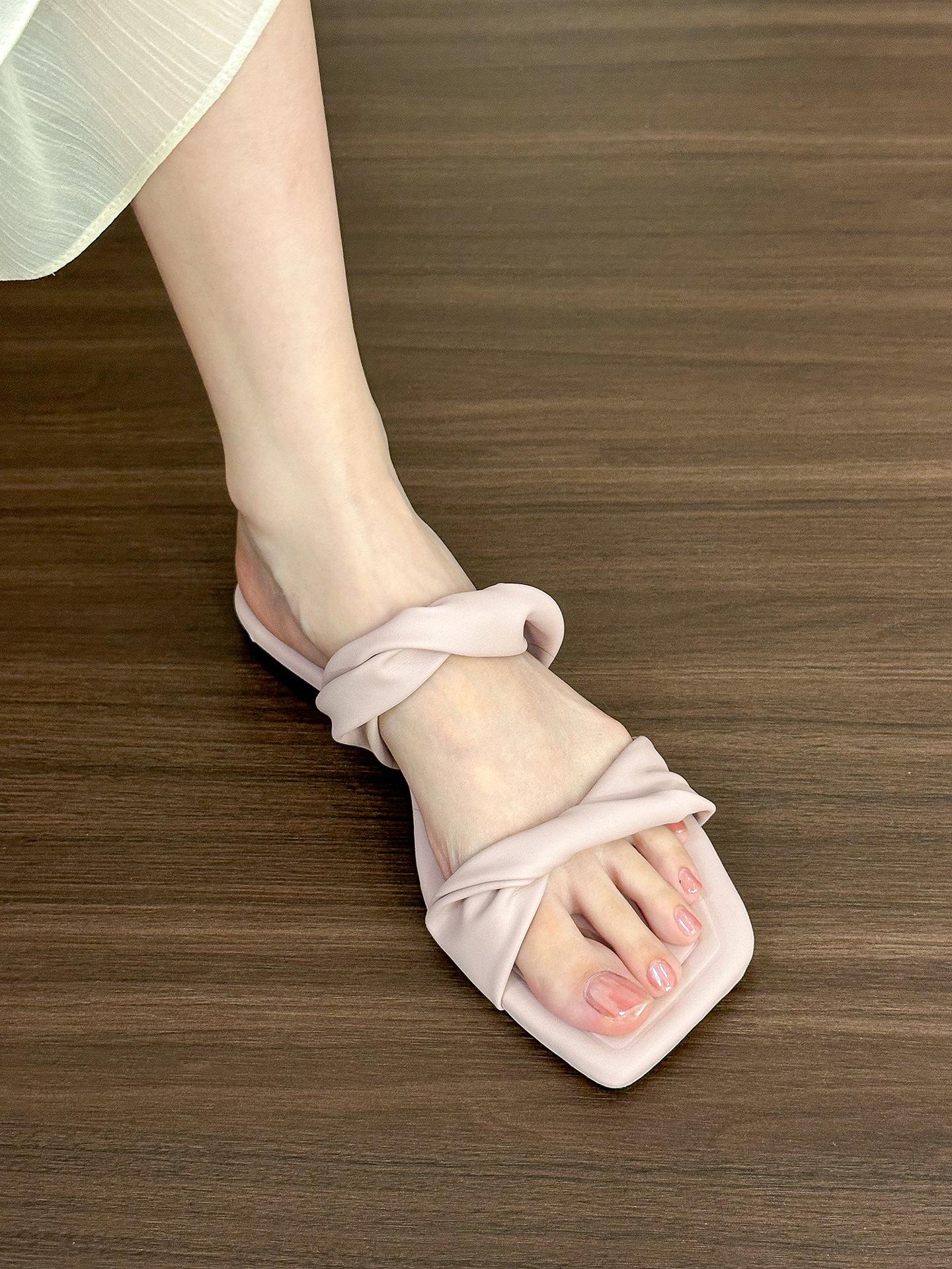 

Soft and easy to wear! Pink purple flat-soled sandals women s new summer 2025 sandals soft-soled shoes 40