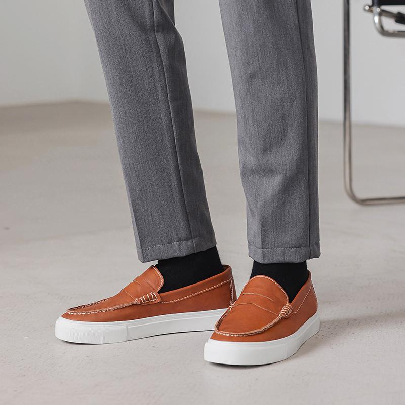 Mode Neue Marke Business Herrenschuhe Mode Männliche Hochzeitsschuhe Outdoor All-Match Flats Handgefertigt Herren Slipper Leder Herren Anzugschuhe